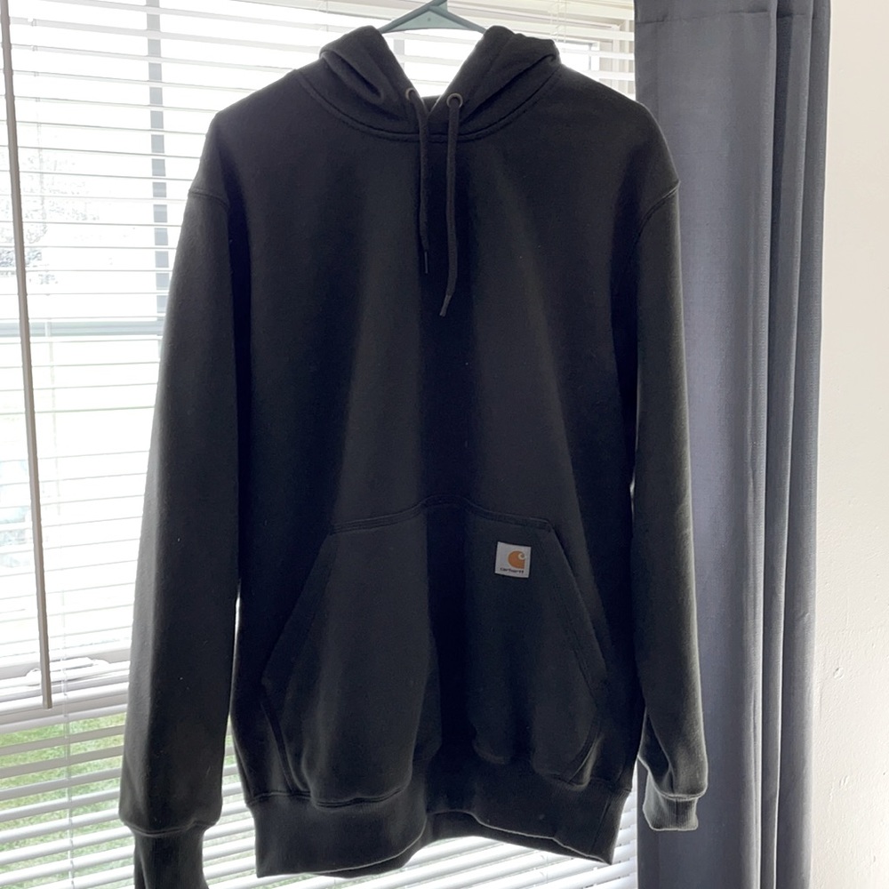 green mens carhartt sweatshirt